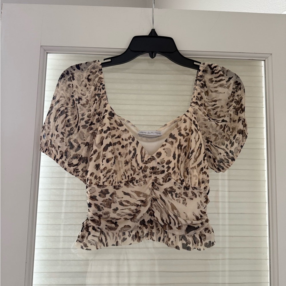 Urban Outfitters Leopard Print Ruched Crop Blouse Size M NWT